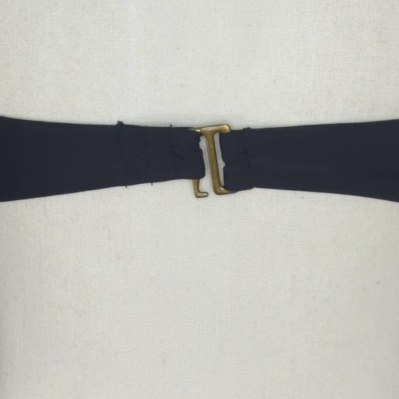 Andie Andie Scala Top Bandeau Strapless | MEDIUM - Picture 7 of 10